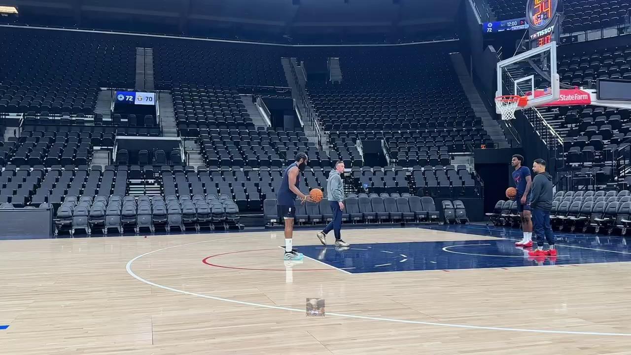包含关键时刻华盛顿奇才备战NBA常规赛,防线松动细节曝光,压力陡增,身体对抗强度拉满的词条 包含关键时刻华盛顿奇才备战NBA常规赛,防线松动细节曝光,压力陡增,身体对抗强度拉满的词条