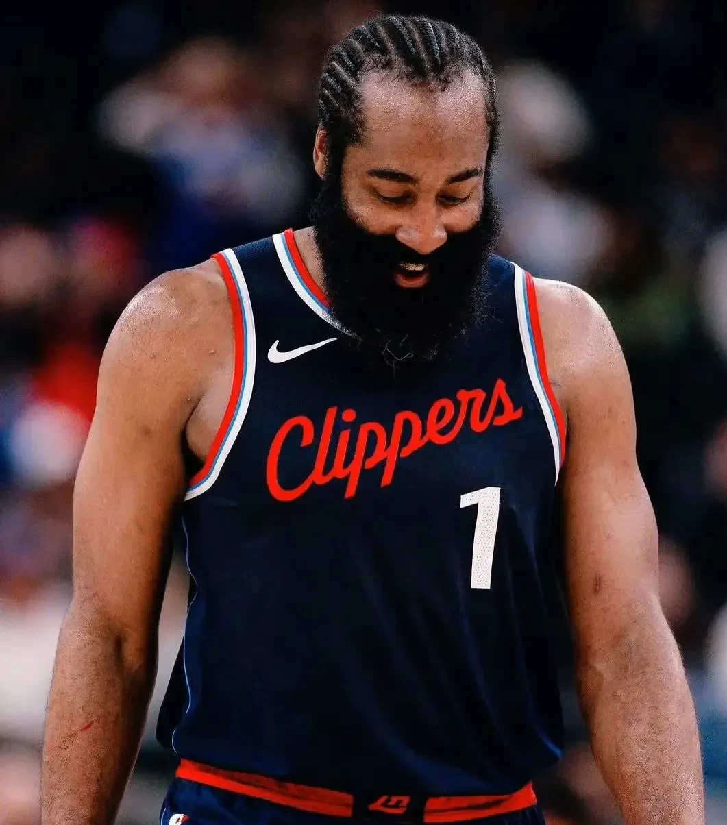 包含关键时刻华盛顿奇才备战NBA常规赛,防线松动细节曝光,压力陡增,身体对抗强度拉满的词条 包含关键时刻华盛顿奇才备战NBA常规赛,防线松动细节曝光,压力陡增,身体对抗强度拉满的词条