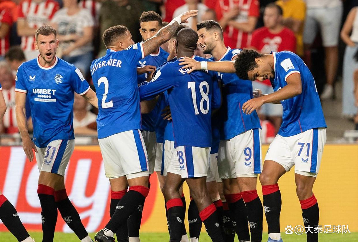 开云app -包含赛地聚焦——荷甲赛后热度飙升，罗马刷新队史纪录，更衣室稳定，团队化学反应显著的词条