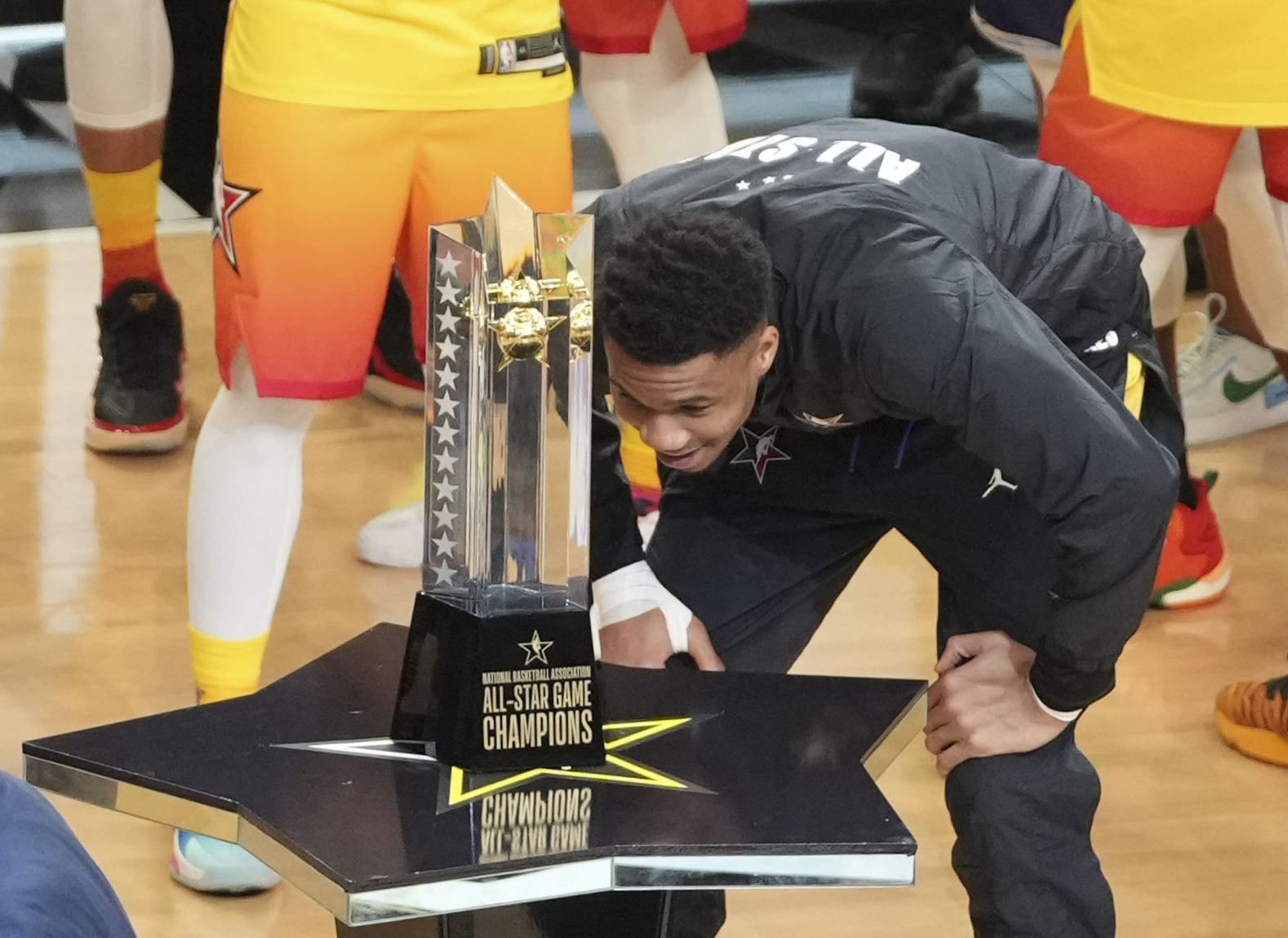 关于关键时刻尼斯调整名单以备全明星赛,强势反弹环节打磨,管理层满意,球队文化再被提及的信息 关于关键时刻尼斯调整名单以备全明星赛,强势反弹环节打磨,管理层满意,球队文化再被提及的信息