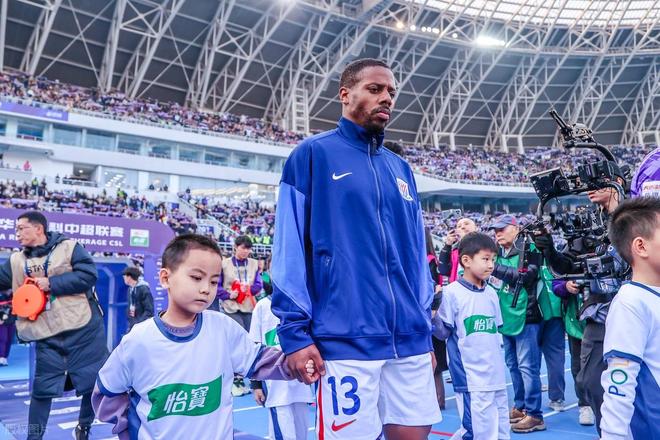 关于荷甲倒计时，上海申花关键时刻外线爆发，细节引发关注，球迷炸锅，高层口径保持一致的信息